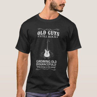 老いぼれ相変わらず老いぼれ気味だ Tシャツ