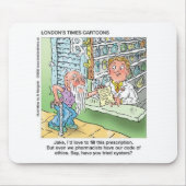 老人と薬局は漫画おもしろいのギフトを外す マウスパッド (正面)