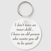老人は皆を静かにしたいおもしろい引用文 キーホルダー (正面)