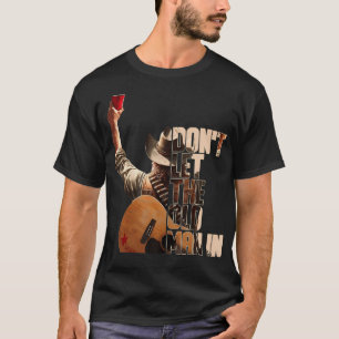 老人を中に入れてはいけない Tシャツ