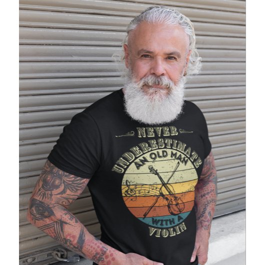 老人を甘く見ない – バイオリン Tシャツ