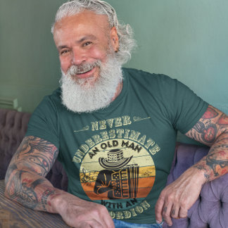 老人を過小評価しない – Accordion Tシャツ