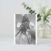 老学校のダイバー黒白 ポストカード (スタンド正面)