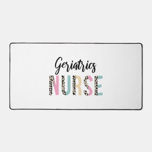 老年看護師かわいいヒョウのデザイン – おかしい贈り物 デスクマット (正面)