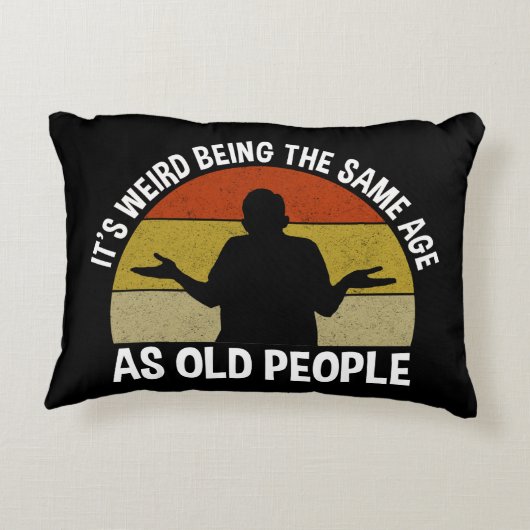 老後風変わりと同じ年だ アクセントクッション (裏面)