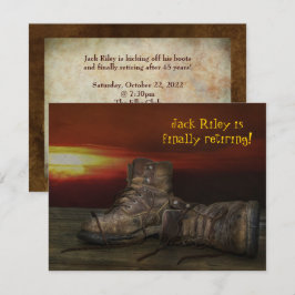 老朽化したパーティーの古いブーツで木に日没 招待状