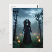 老朽化した庭に住む魔法のような不気味な魔女 ポストカード (正面/裏面)