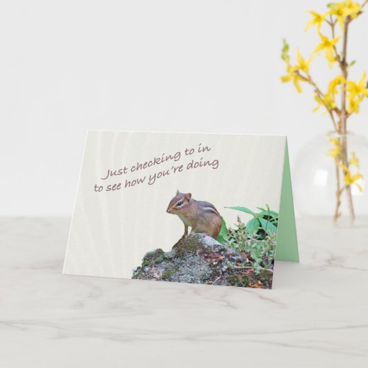 考えのChipmunk on Rock カード (黄色い花)