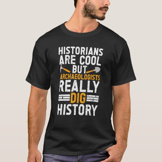考古学古代掘り掘り彼 Tシャツ (正面)
