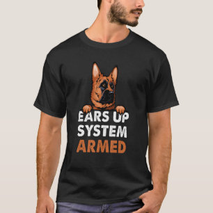 耳の上のシステム武装ドッグアニマルジャーマンシェパード Tシャツ