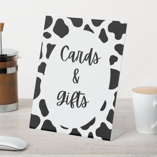 聖い牛のプリント誕生日カードとギフトサイン 台座サイン (インサイチュ)