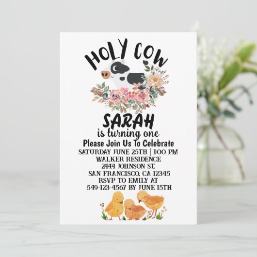 聖い牛の男の子の女の子が1枚の誕生日カードを回している 招待状 (スタンド正面)