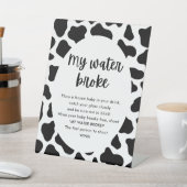 聖い牛の赤ちゃんシャワー私の水がゲームのサインを壊した 台座サイン (インサイチュ)