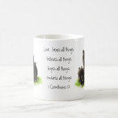 聖なる書物、 経典1コリント13:4愛は コーヒーマグカップ (中央)