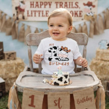 聖なる牛の少年 1歳の誕生日パーティー 赤ちゃんTシャツ