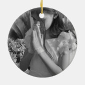 聖なる聖餐式PHOTOギフトはピンクの花を咲かせる セラミックオーナメント (裏面)