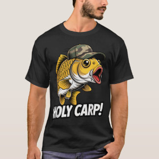 聖なる鯉 釣り人 フィッシャーマン 面白い 鯉 Tシャツ