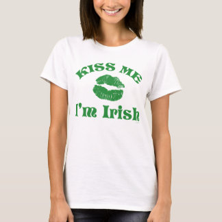 聖パトリックの日のキス 私はアイルランド人 Tシャツ