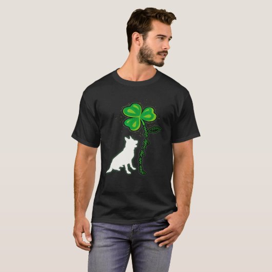 聖パトリックの日のジャーマンシェパード 私のラッキーチャーム Tシャツ (正面フル)