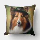 聖パトリックの日のドレスのラフなコリー犬 クッション (正面)