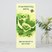 聖パトリックの日のパーティームーンレディとシャムロック 招待状 (スタンド正面)