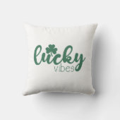 聖パトリックの日のラッキーな雰囲気と緑のクローバー クッション (裏面)