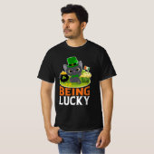 聖パトリックの日は幸運 Tシャツ (正面フル)