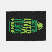 聖パトリックの日は肝臓を閉じる自分の祝福素晴らし フリースブランケット (正面(横))