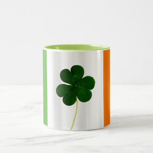 聖パトリックの日アイルランド国旗シャムロックアイルランドマグ ツートーンマグカップ (中央)
