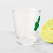 聖パトリックの日グリーンシャムロックリーフ ショットグラス (左)