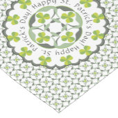 聖パトリックの日シャムロックのケルトのパターインスパイアン ショートテーブルランナー (コーナー)