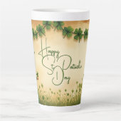 聖パトリックの日娘とシャムロック カフェラテマグ (正面)