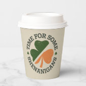 聖パトリックの時間の一部のシェナニガンスクローバー 紙コップ (正面)