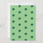 聖パトリックスの日シャムロックの緑を晴らす 招待状 (裏面)