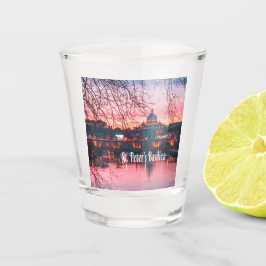聖ペテロ大聖堂，ローマ，イタリア ショットグラス (正面)