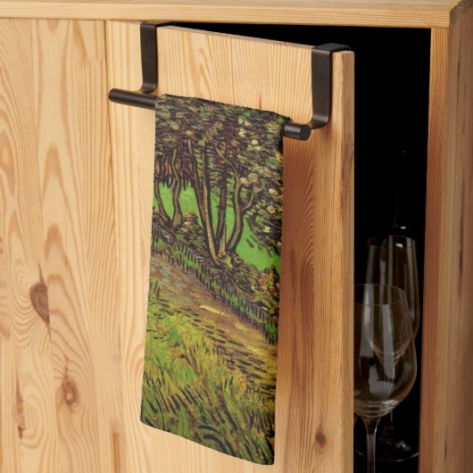 聖ポール病院の庭（サンピエール病院の庭）by ヴィンセント・ヴァン・ゴッホ キッチンタオル (三つ折り)