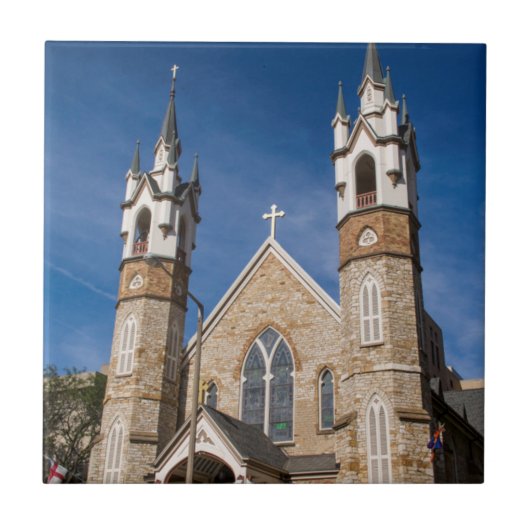 聖マルク聖公会グランドラピッズ タイル (正面)