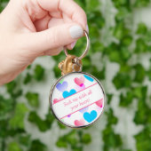 聖句パーソナライズされたハートラウンドロージー・ピンク キーホルダー (手)