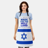 聖地のために作られる エプロン (着用した状態)