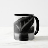 聖域 マグカップ (正面右)