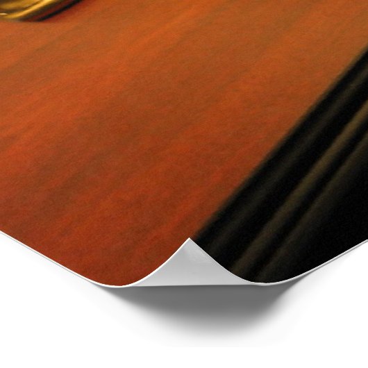 聖書のある机 ポスター (角)