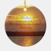 聖書の引用文のロマンの15:13のオーナメント セラミックオーナメント (裏面)