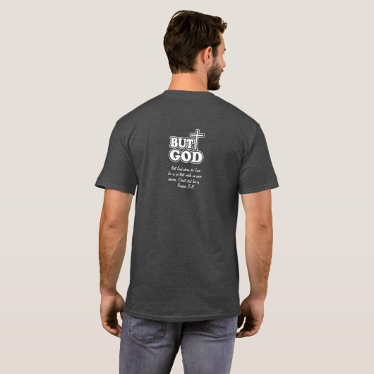 聖書の節"しかし神"タイポグラフィのパーソナライズ Tシャツ (裏面フル)