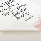 聖書の聖句素朴ピンクと白のフローラ シェルパブランケット (3/4)