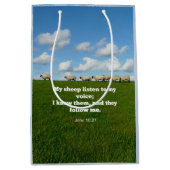 聖書の聖句、ヨハネ10:27、私の羊… ミディアムペーパーバッグ (正面)