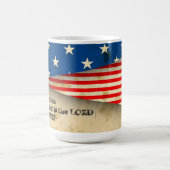 聖書の詩篇33:12ヴィンテージアメリカ国旗のマグカップ コーヒーマグカップ (中央)