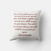 聖書ルカ6:38 (KJV)クリスマスタイポグラフィ クッション (裏面)