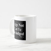 聖書及び他を判断しないこと コーヒーマグカップ (正面左)