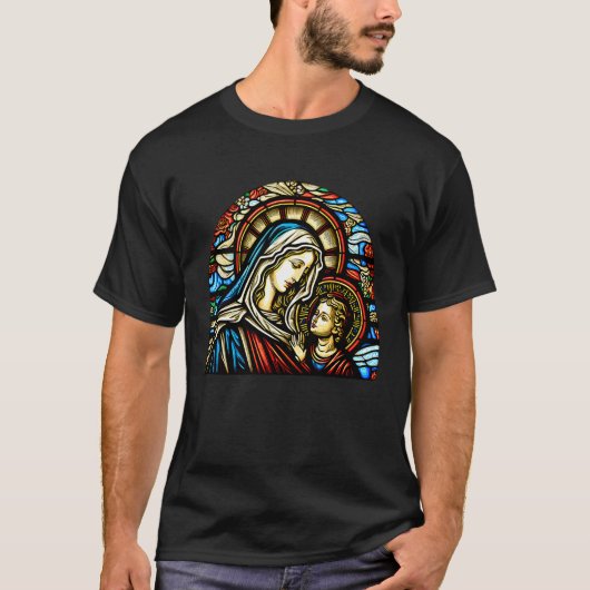 聖母マリアとイエスのステンドグラス カトリック Tシャツ (正面)