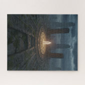 聖白熱［赤熱］光を放つ地に立つ古代の戦士 ジグソーパズル (横)